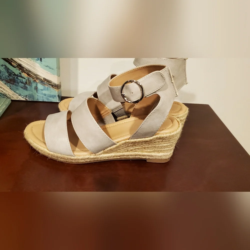 Cream/ Beige Espadrille Wedge Sandals with Adjustable Ankle Strap, Size 6.5